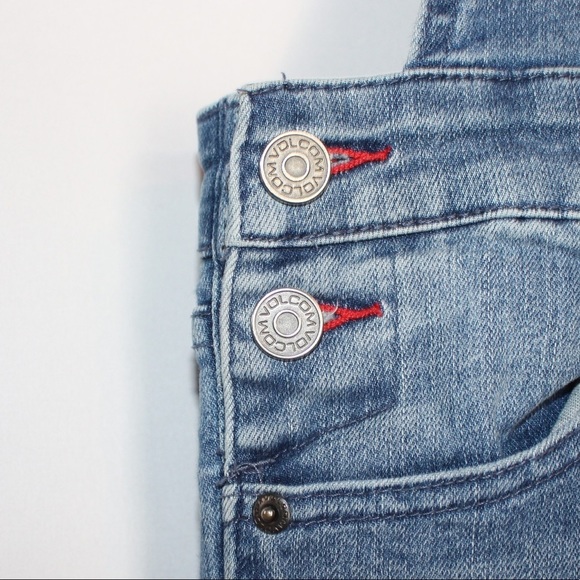 𝅺VOLCOM Overalls - Picture 11 of 13